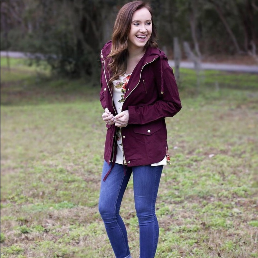 Hooded Parka in wine
